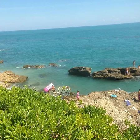 Happy Penna アパート